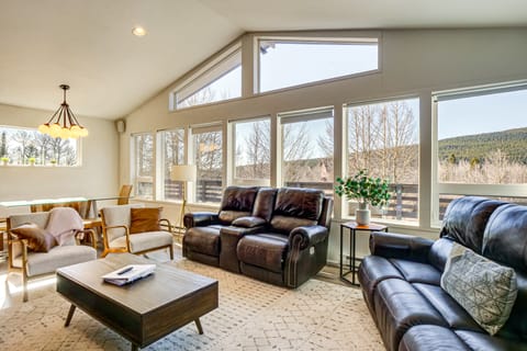 Quiet Alma Home w/ Deck - 20 Mi to Breckenridge! House in Alma