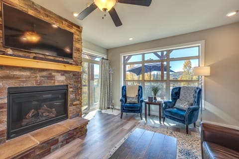 4 Mi to Granby Ranch: Home w/ Mtn Views House in Granby