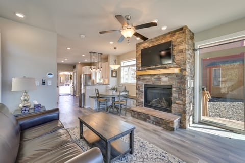 4 Mi to Granby Ranch: Home w/ Mtn Views House in Granby