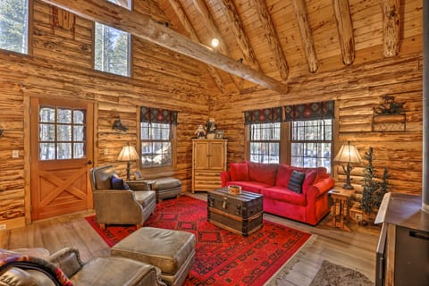 Ski & Hike! Hot Tub Hideaway in Breckenridge House in Blue River