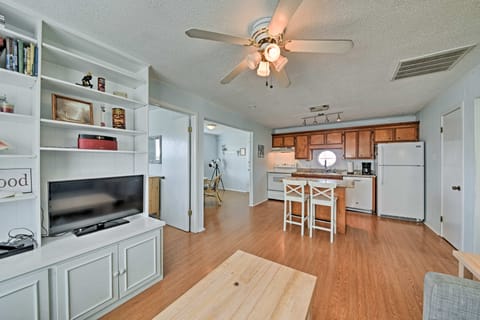 Boat Launch & Fishing Pier: Beach Hub in Galveston House in Galveston Island