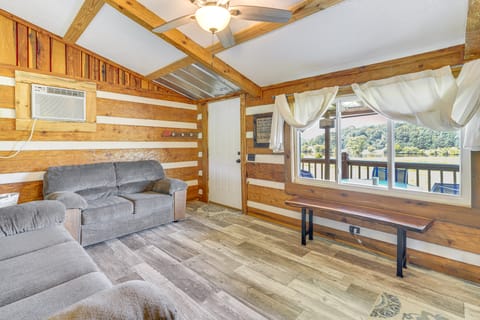 Rogersville Barn Apartment on 27 Acres w/ Pond! Apartment in Cherokee Reservoir