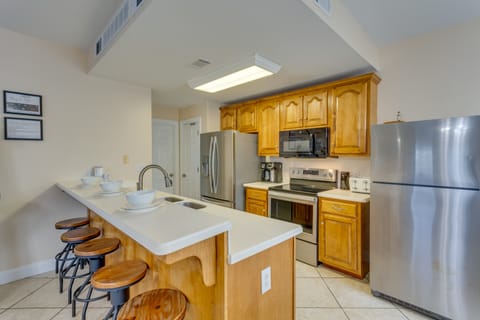 1 Mi to Beach Access: Spacious Orange Beach Duplex House in Orange Beach