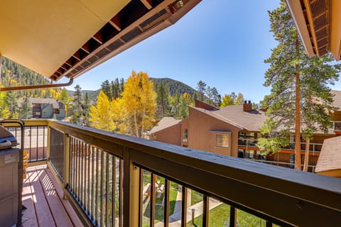 Ski Shuttle & Mountain Views: Keystone Resort Home Apartment in Keystone