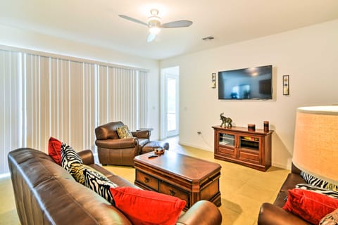 Home w/ Private Pool & Spa: 8 Mi to Disney House in Kissimmee
