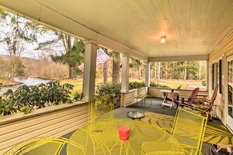 Riverfront Wilcox Home on the East Branch! House in Allegheny River