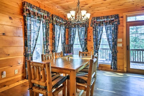 Lakefront South Carolina Abode w/ Deck & Boat Dock House in Lake Hartwell