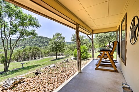 Cozy Medina Cottages w/ Patio & Mountain Views! House in Rio Grande