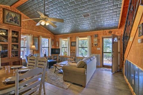 Cozy Medina Cottages w/ Patio & Mountain Views! House in Rio Grande