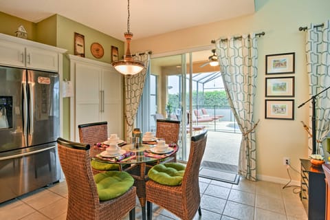 Luxe Terra Verde Villa w/ Theater: 6 Mi to Disney! House in Kissimmee