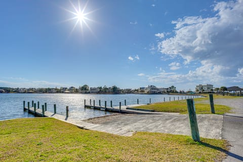 Fish & Boat On-Site! Coastal Pass Christian Escape House in Pass Christian