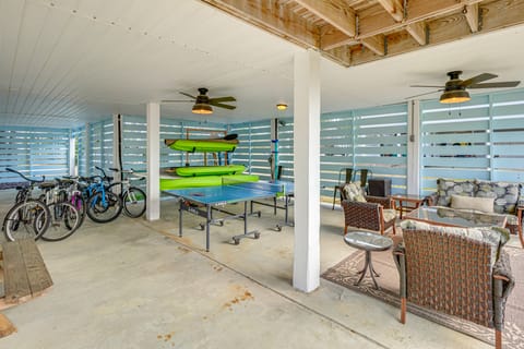 Fish & Boat On-Site! Coastal Pass Christian Escape House in Pass Christian