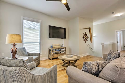 Spacious Miramar Beach Cottage w/ Beach Access! Cottage in Miramar Beach