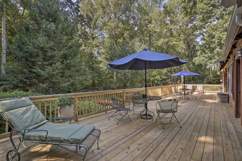 Serene Mableton Cabin - 13 Mi to Downtown Atlanta! House in Mableton