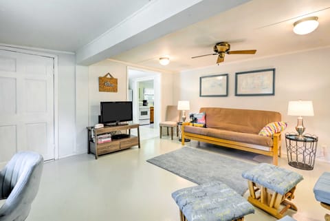 Cozy O’Brien Home w/ Fire Pit & Patio Near Rivers! House in Florida