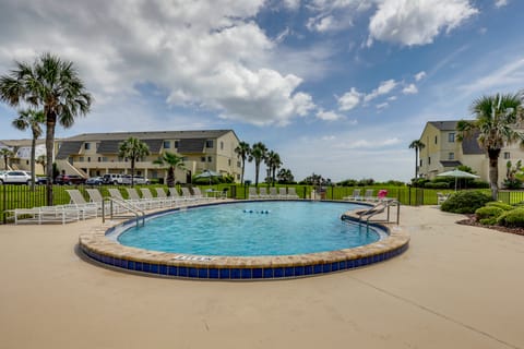 St Augustine Resort Condo - Walk to Crescent Beach Apartment in Crescent Beach