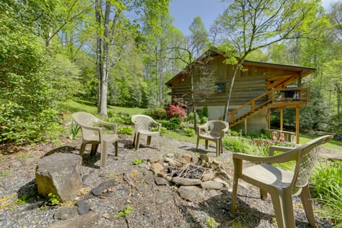 Hot Tub & Fire Pit! Creekfront Bryson City Cabin House in Swain County