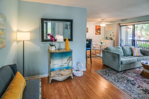 Sun, Sand & HHI Charm: Beach Walk Condo w/ Pool! Apartment in South Forest Beach