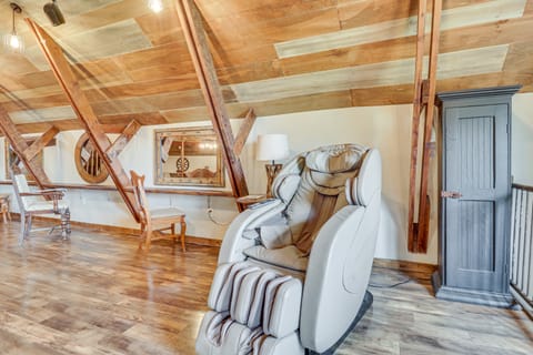 Unique, Renovated Barn Vacation Rental in Donnelly House in Minnesota