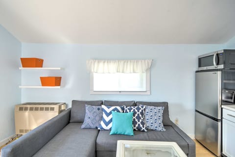 'Tiny House Cottage 6'  w/ Dock on Crooked Lake Apartment in Oden