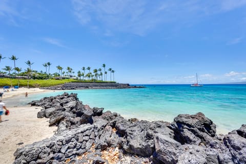 Luxe Maunalani Resort Condo w/ Pool + Beach Access Apartment in Mauna Lani