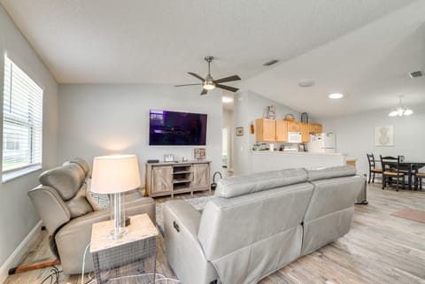 Private Lanai + Patio: The Villages Resort Home! House in The Villages