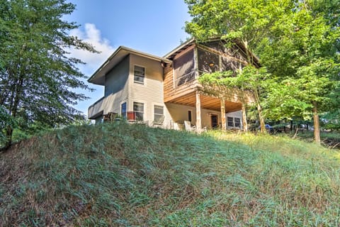 Forested Pentwater Vacation Rental - Walk to Beach House in Wisconsin