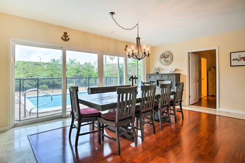 Riviera Beach Vacation Home w/ Pool: Walk to Beach House in Riviera Beach