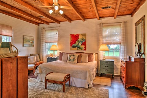 Historic Baton Rouge Vacation Rental: 6 Mi to LSU! Apartment in Baton Rouge