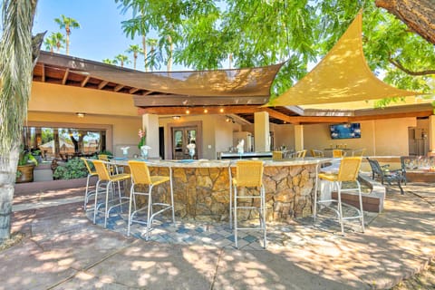 Spring Training Oasis! 3 Mi to Scottsdale Stadium Villa in Paradise Valley