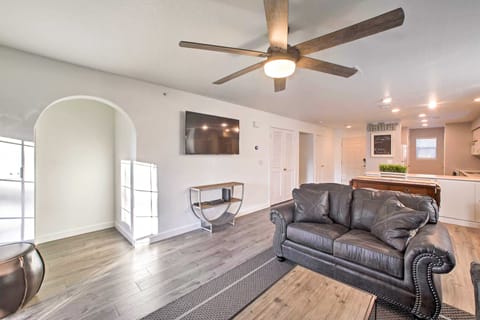 3 Mi to Branson Landing! Condo w/ Game Room Access Apartment in Hollister