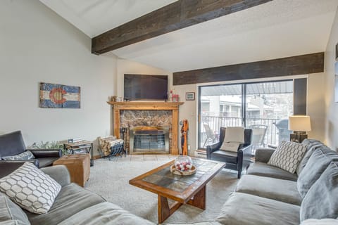 Colorado Escape w/ Pool Access & Mountain Views! Apartment in Avon