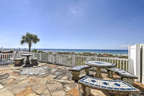 Panama City Home w/ Private Backyard Beach Access! Apartment in Long Beach