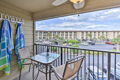 Beach & Pool Access: Hilton Head Family Escape! Apartment in Hilton Head Island