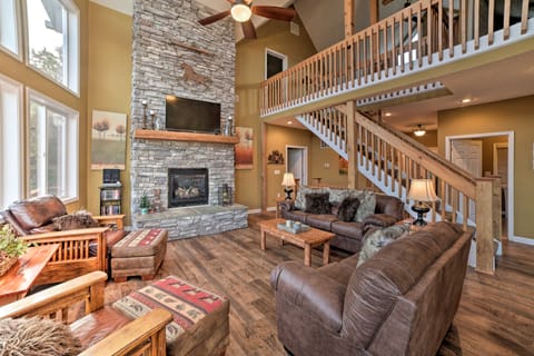 Family-Friendly Massanutten Home w/ Slope Views! House in Massanutten