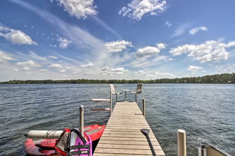 Dock, Sauna & Hot Tub! 'Loon Lake Lodge' House in Minnesota