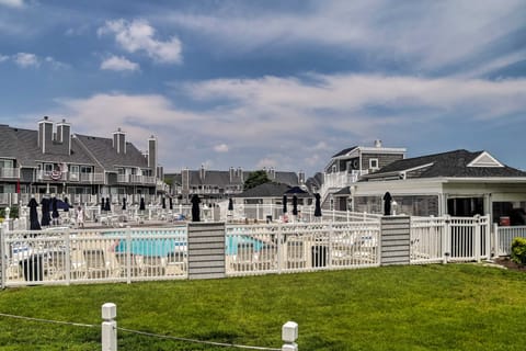 Pool & Boardwalk Access: Bayfront Ocean City Condo Apartment in Ocean City