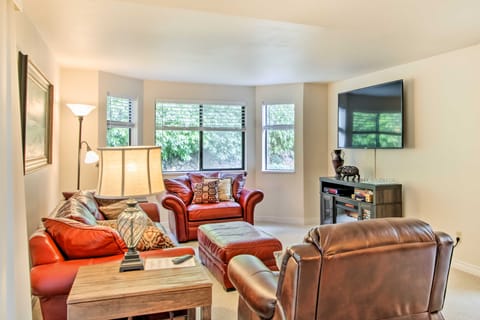 Quiet Lakefront Olympia Home w/ Dock on Half Acre House in Washington