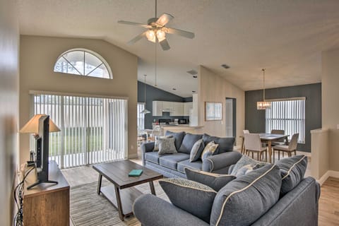 7 Mi to WDW: Indian Ridge Home + Community Perks! House in Four Corners