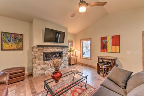 Charming Buena Vista Home ~ 1 Block to Main Street House in Buena Vista