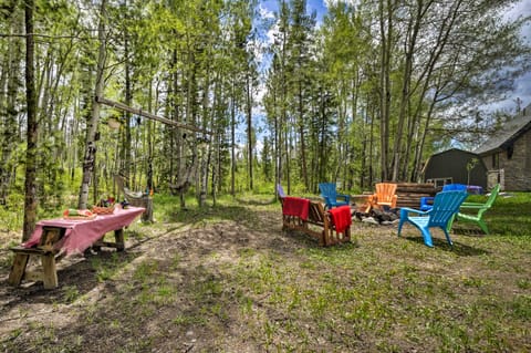 Balcony, Fire Pit & Grill: Grand Lake Retreat! House in Rocky Mountain National Park