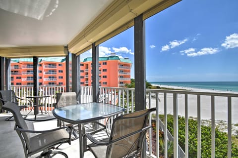 Pool Access & Beach Views: Indian Shores Condo Apartment in Redington Shores