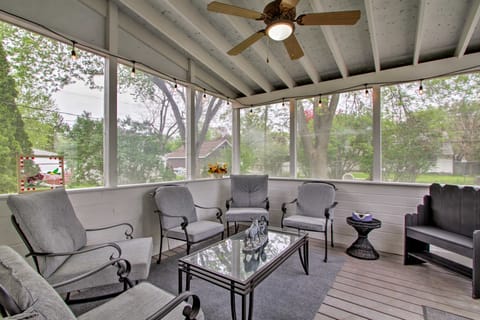 Rochester House w/ Yard - 5 Minutes to Mayo Clinic House in Rochester