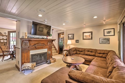 Family Home in Georgetown: Walk to Town & Railroad House in Georgetown