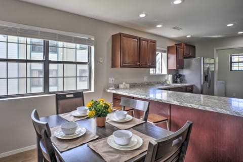 < 1 Mi to Strip! Golfer's Oasis w/ Pool in Branson Apartment in Branson