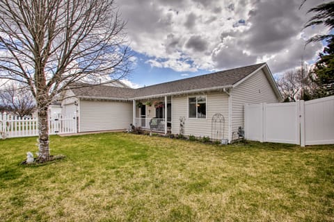 Cozy Getaway w/ Yard & Patio: 4 Mi to Hayden Lake! House in Hayden