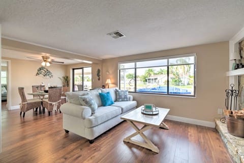 Canalfront Home w/ Dock & Access to Gulf of Mexico House in Hudson