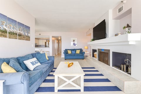 Beachfront New Smyrna Condo: 1 Mi to Flagler Ave Apartment in New Smyrna Beach