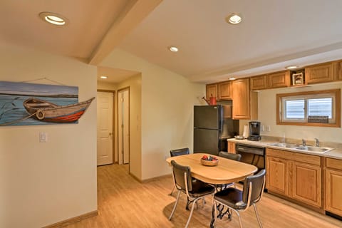 Home w/ Lake-View Deck by Camp Perry & Magee Marsh Cottage in Lake Erie