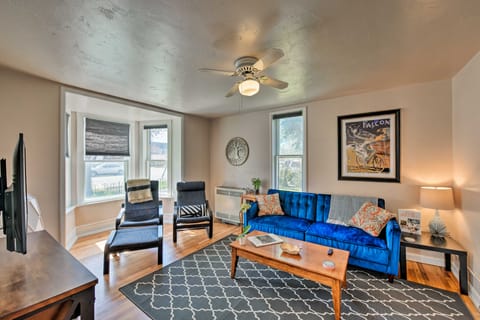 Chic Downtown Home w/ Grill, Steps to Main Street! House in Buena Vista